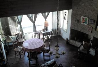 Lily allows 18 year olds to book a room