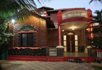 Maharani Villa has Balcony rooms