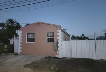 El Palacio Hidden City Place #2 allows 18 year olds to book a room