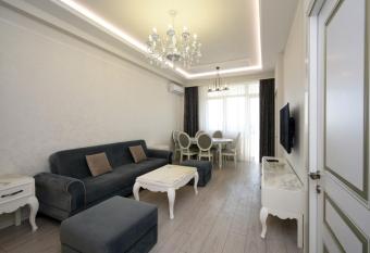 Lux Apartament in Tsitsernakaberd Highway 67 allows 18 year olds to book a room