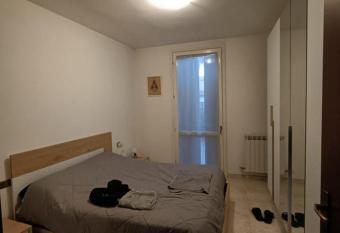 Trilocale Ferno Malpensa G&P2 allows 18 year olds to book a room