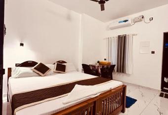ENOCEAN HOMESTAY has Balcony rooms