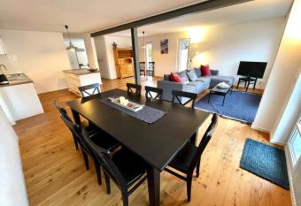 Mountain Lodge Gr  chen has Balcony rooms