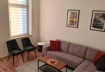 2Zimmer Apartment mit Stellplatz has Balcony rooms