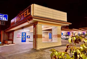 Reed Motel Nashville has Smoking rooms
