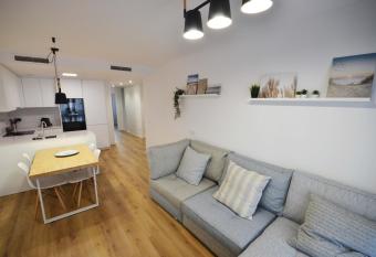 Golive Barques allows 18 year olds to book a room