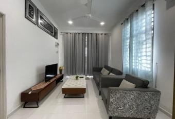 RB HOMESTAY has Balcony rooms