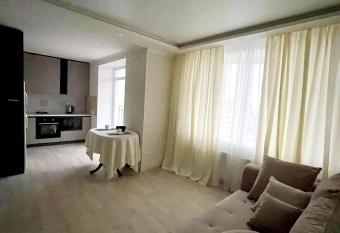                                                    .                 , 8   has Balcony rooms