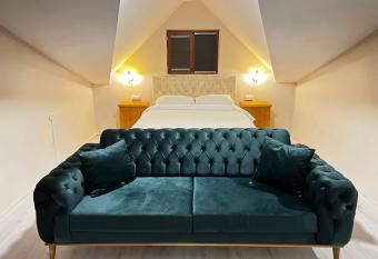 Center of Cappadocia Urgup Modern Luxury Apartment Balcony Wifi has Balcony rooms