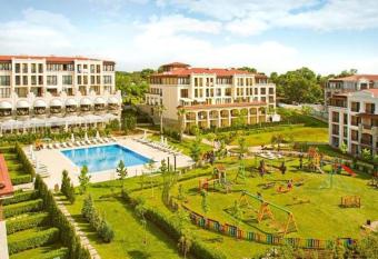 Green Life Beach Resort Sozopol                        has Balcony rooms