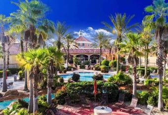 Calabria Family Townhome has Balcony rooms