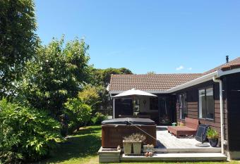 African Touch on Kapiti Coast allows 18 year olds to book a room