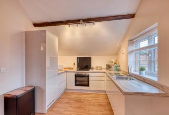 The Station Loft City Centre 1-Bed Apartment allows 18 year olds to book a room