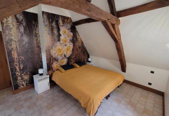 L Indrois has Balcony rooms