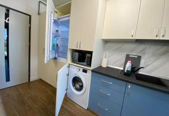 Apartament Ilaria Mamaia Nord allows 18 year olds to book a room