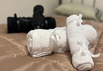 Maison Centrale has Balcony rooms