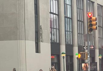 Val   s place has Balcony rooms