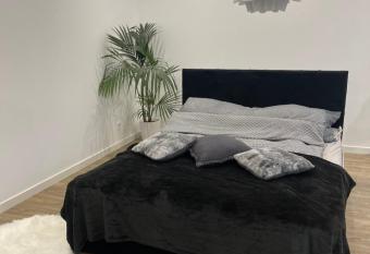 Place to be allows 18 year olds to book a room