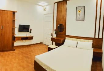      c Tu  n 2 Motel has Balcony rooms