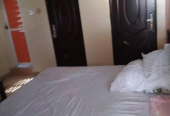 Neatly Furnished Self-contained room in Awka,Anambra has Balcony rooms
