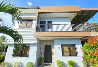 E-Residence Bacolod has Balcony rooms