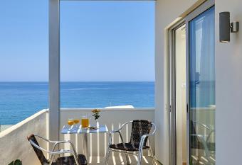 Atrion Hotel has Balcony rooms