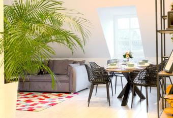 HAMA Design Homes allows 18 year olds to book a room