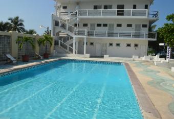 Hotel San Rafael Cuyutlan has Balcony rooms