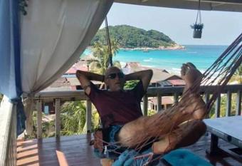 Long Beach Garden has Balcony rooms