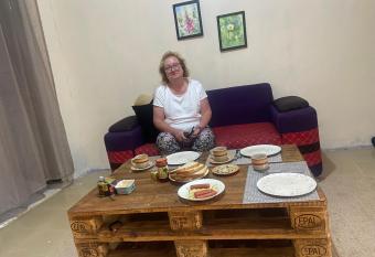 Mambo Tanzania homestay has Smoking rooms