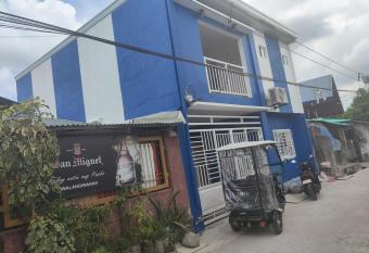 Angeles City Guesthouse allows 18 year olds to book a room