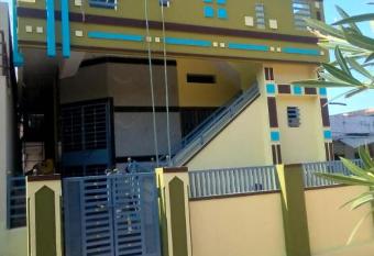 GS Homestay has Balcony rooms