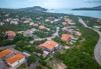 AffittaSardegna-BILO GINEPRO has Balcony rooms