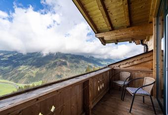 Unterlehenhof 10 Personen has Balcony rooms