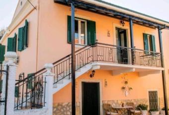 Villa Kostas has Balcony rooms