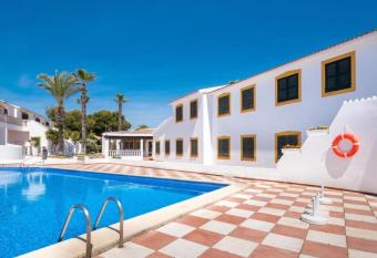 Bon Repos A1 has Balcony rooms