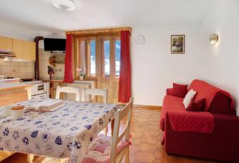 Appartamento La Tesciadra has Balcony rooms