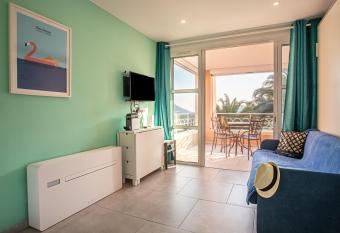 Cap D has Balcony rooms