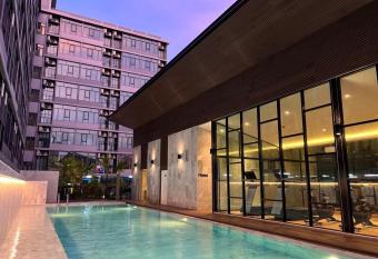 Indeed Kaset Sriracha Condo has Balcony rooms