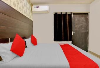 Hotel Blue Breeze allows 18 year olds to book a room