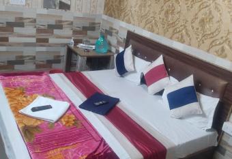 Hotel Sun Shine Inn has Smoking rooms