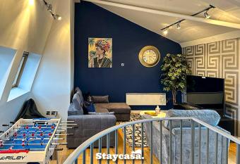 Luxury Duplex Penthouse has Balcony rooms