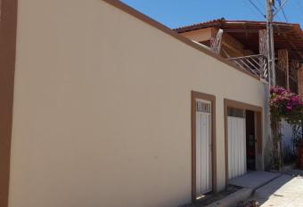 Casa L&A has Smoking/Balcony rooms