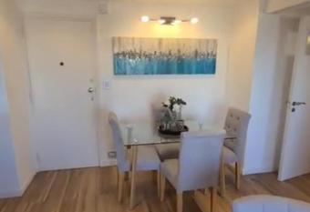 Un Buen Lugar has Balcony rooms