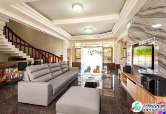             165             has Balcony rooms