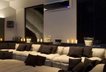 CORONADO LUXURY PRIVADO has Balcony rooms