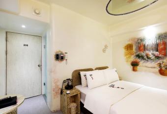 Amant Hotel has Smoking rooms