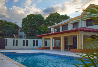 The family Paradise has Balcony rooms