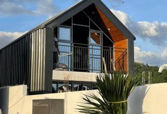 Serene Mediterranean-Inspired Villa (Hidden Haven) has Balcony rooms