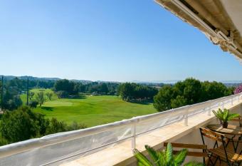 Estupendo apartamento con vistas al golf has Balcony rooms